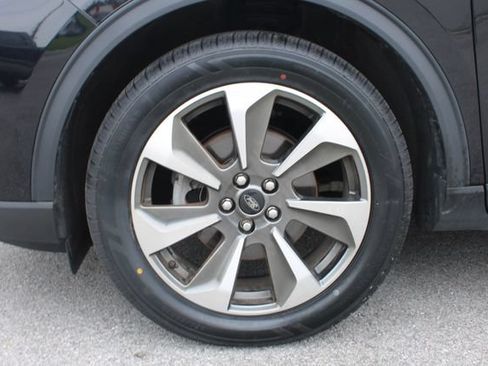 Used 2023 Ford Escape Platinum AWD/4WD image 36