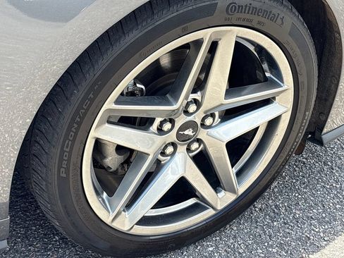 Used 2024 Ford Mustang Coupe RWD image 20