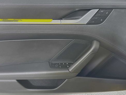 Certified 2022 Porsche 911 Carrera 4 AWD/4WD image 11