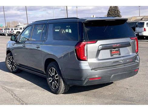Used 2022 GMC Yukon XL AT4 w/ AT4 Premium Plus Package image 13
