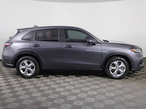 Used 2025 Honda HR-V LX image 15