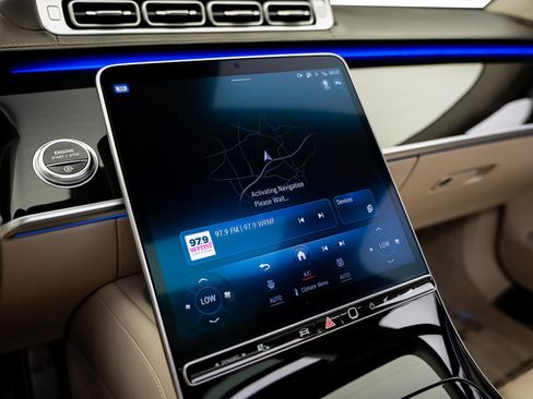 Used 2024 Mercedes-Benz Maybach S 580 4MATIC image 54