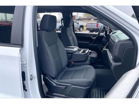 Used 2023 Chevrolet Silverado 1500 LT AWD/4WD image 8