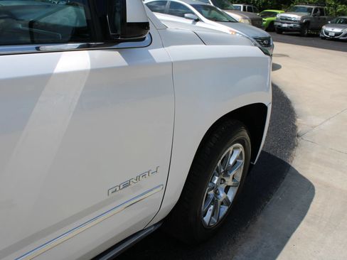 Used 2018 GMC Yukon Denali w/ Open Road Package AWD/4WD image 10