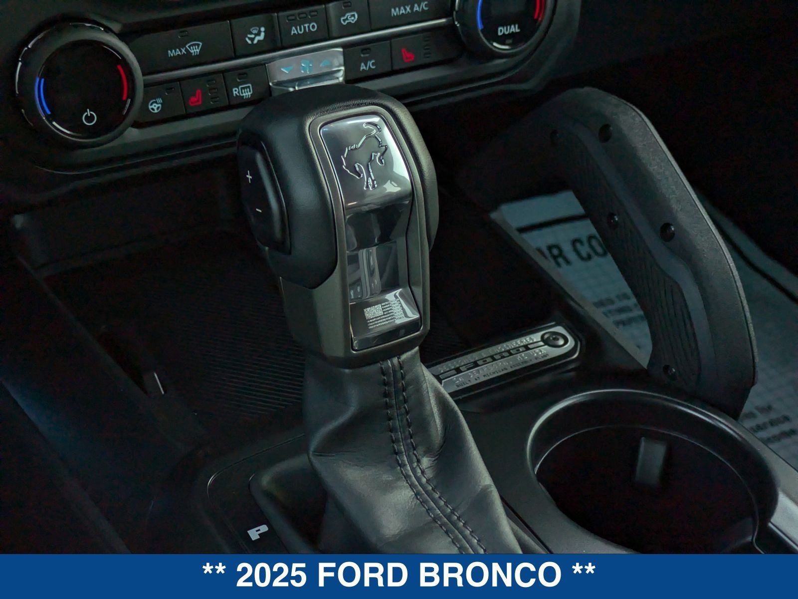 Used 2025 Ford Bronco Badlands AWD/4WD image 54