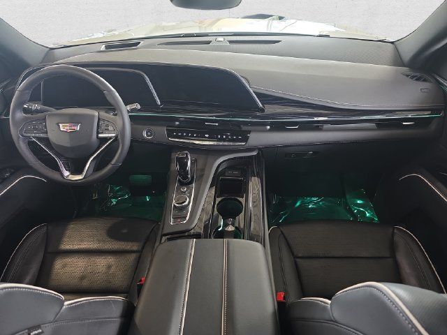 Certified 2023 Cadillac Escalade Sport w/ LPO, Illumination Package AWD/4WD image 9