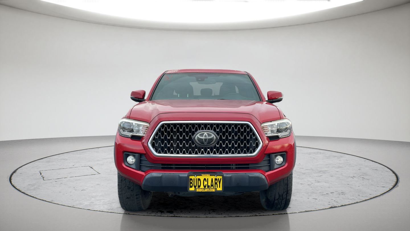 Used 2018 Toyota Tacoma TRD Off-Road w/ Technology Package AWD/4WD image 2