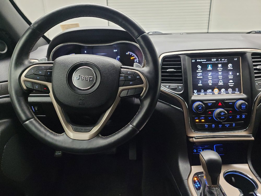 Used 2017 Jeep Grand Cherokee Limited w/ Luxury Group II AWD/4WD image 22