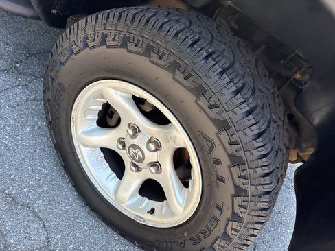 Used 2003 Dodge Ram 1500 Truck SLT AWD/4WD image 4