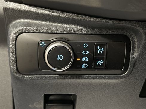 Used 2025 Ford Bronco Badlands image 20