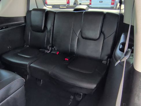 Used 2023 Nissan Armada Platinum w/ Captain's Chairs Package RWD image 43