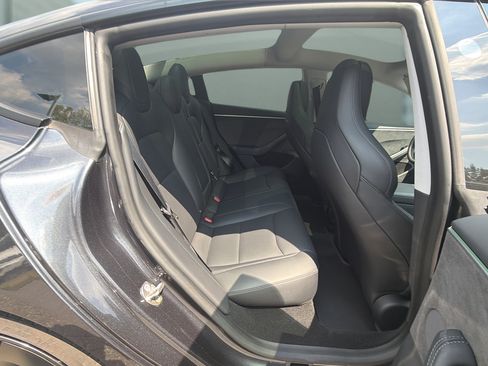 Used 2024 Tesla Model 3 Performance AWD/4WD image 17