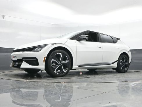 Used 2024 Kia EV6 GT-Line image 30