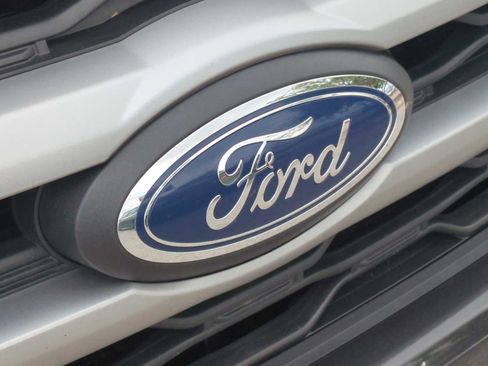 Used 2024 Ford Expedition XLT RWD image 31