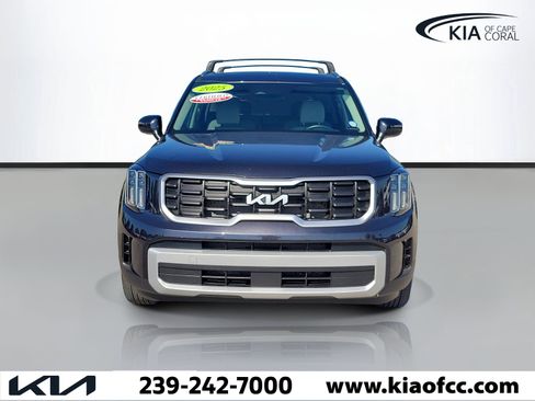 Certified 2025 Kia Telluride S FWD image 2
