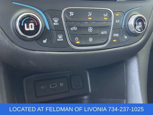 Certified 2024 Chevrolet Equinox LT w/ LPO, Floor Liner Package FWD image 17