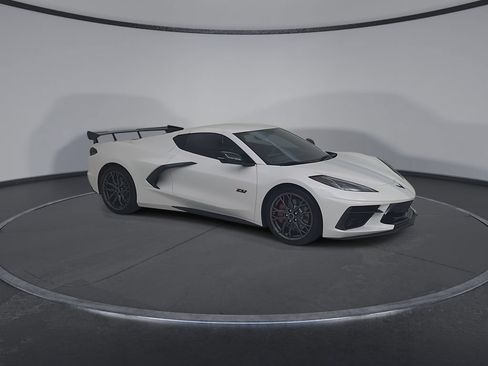 Used 2023 Chevrolet Corvette Stingray Premium Cpe w/ Z51 Performance Package RWD image 2
