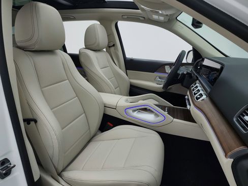 Used 2025 Mercedes-Benz GLE 350 4MATIC image 23