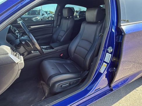 Used 2021 Honda Accord Sport image 12