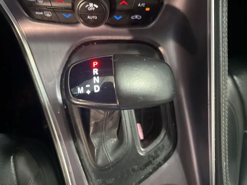 Used 2018 Dodge Challenger SXT Plus image 24
