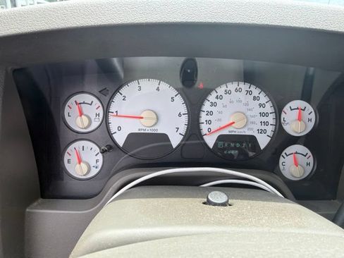 Used 2008 Dodge Ram 1500 Truck SLT RWD image 11