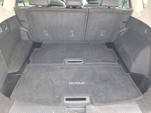 Used 2021 Nissan Rogue SL image 26