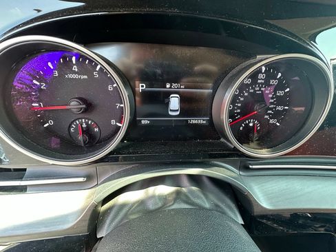 Used 2022 Kia Carnival SX FWD image 13
