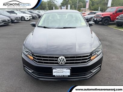 Used 2017 Volkswagen Passat 1.8T SE