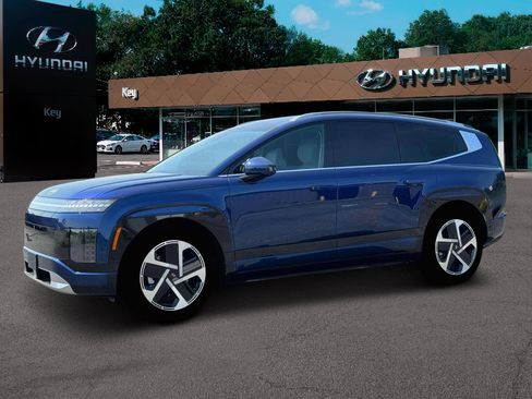 New 2026 Hyundai Ioniq 9 Limited image 2