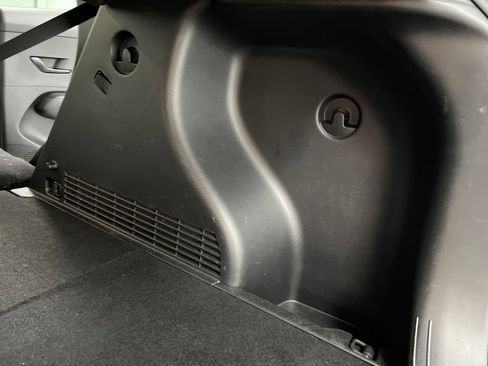 Used 2024 Hyundai Kona SEL FWD image 40