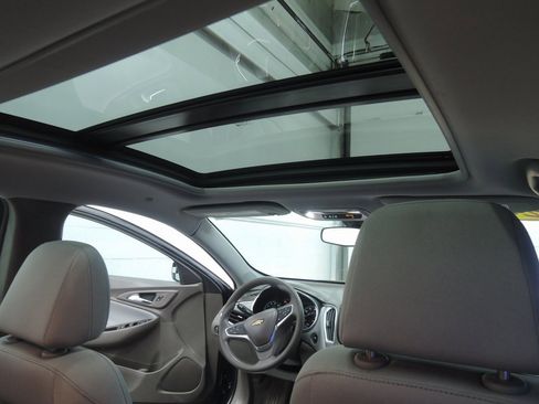 Used 2019 Chevrolet Malibu LT image 29