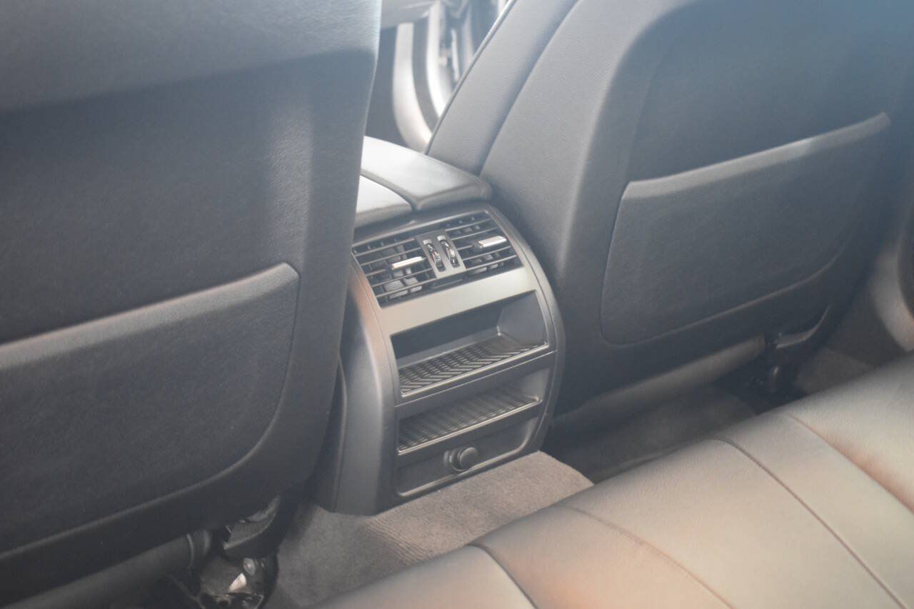 Used 2012 BMW 528i Sedan RWD image 64
