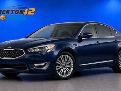 Used 2017 Kia Cadenza Premium