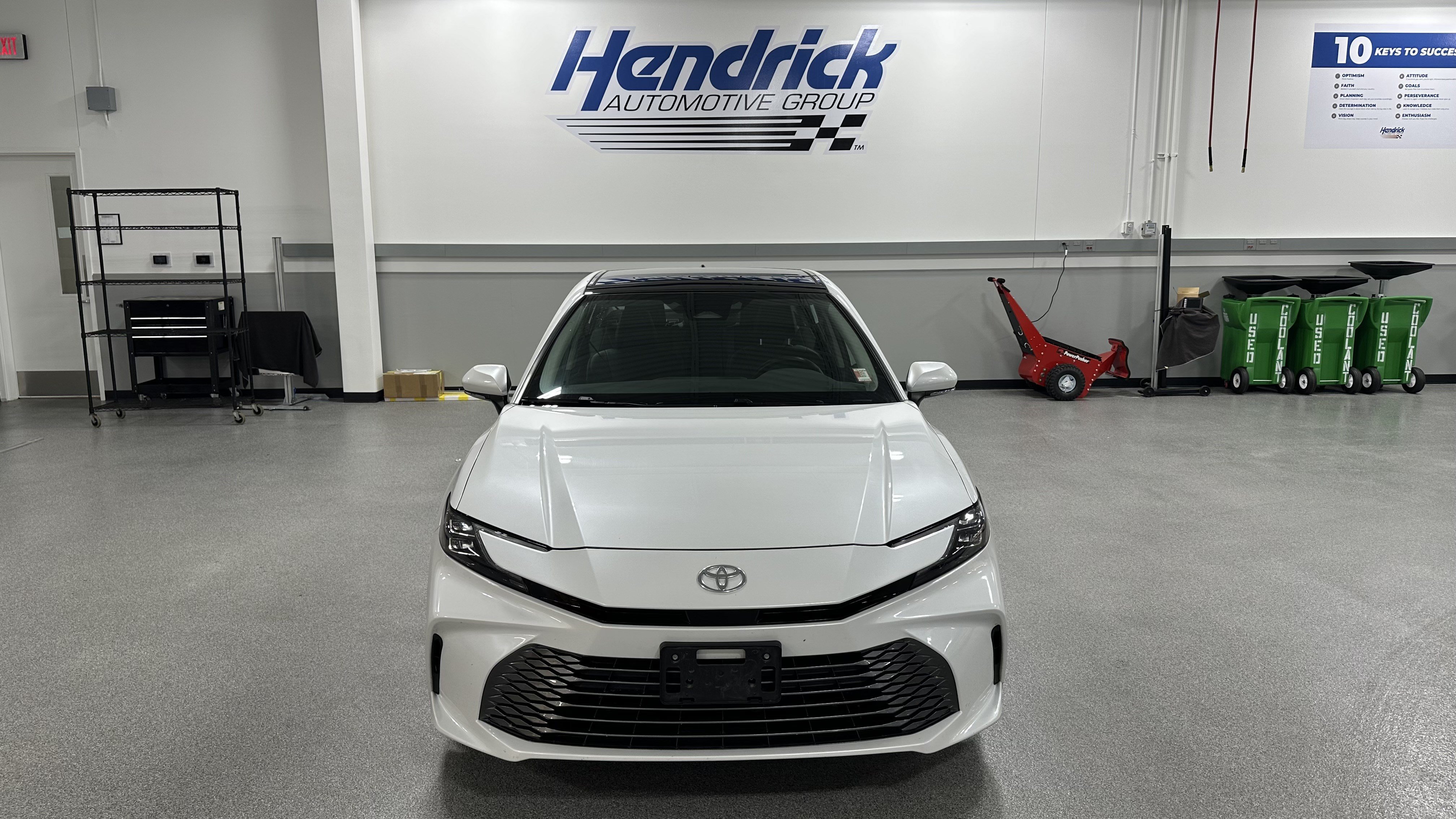 Used 2026 Toyota Camry XLE FWD image 3