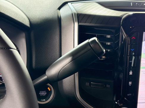 New 2026 RAM 2500 Big Horn AWD/4WD image 18