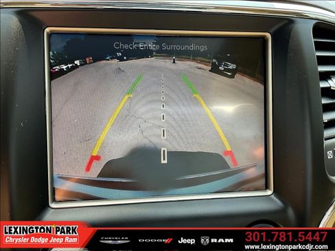 Used 2017 Jeep Grand Cherokee Overland AWD/4WD image 14
