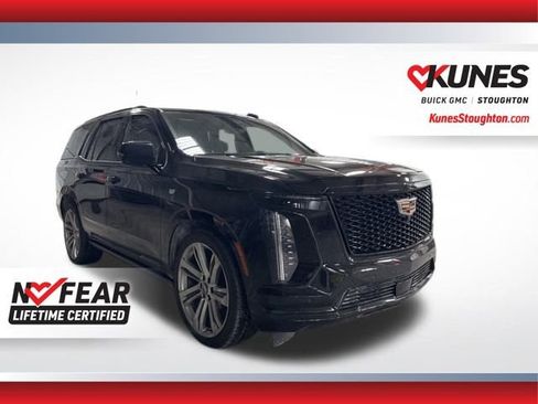 Used 2025 Cadillac Escalade Sport w/ Touring Package image 4