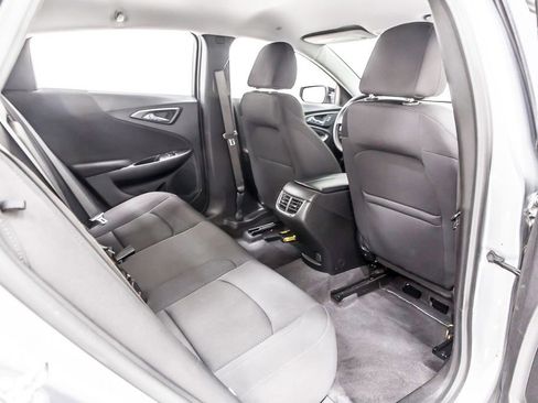 Used 2024 Chevrolet Malibu LT image 33