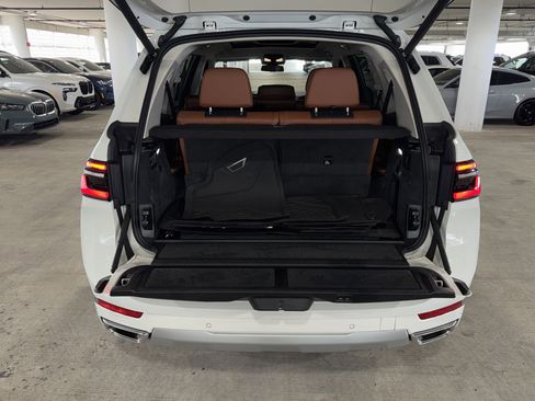 Certified 2025 BMW X7 xDrive40i w/ Premium Package image 14