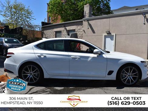 Used 2025 Genesis G70 2.5T image 5
