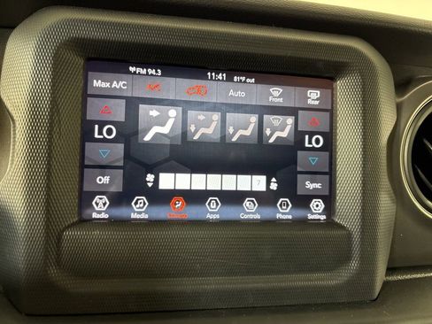 Used 2021 Jeep Wrangler Unlimited Sport AWD/4WD image 25