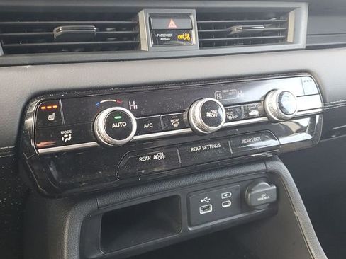 Used 2023 Honda Pilot EX-L image 24