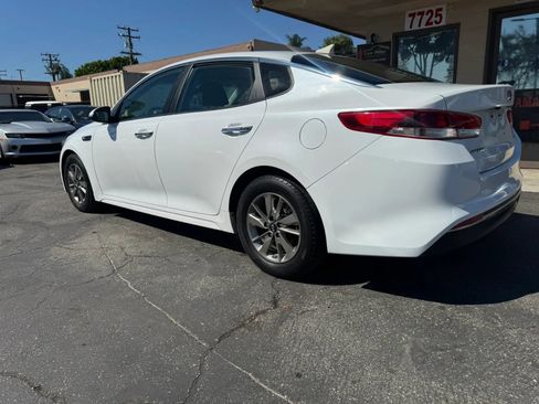 Used 2016 Kia Optima LX FWD image 6