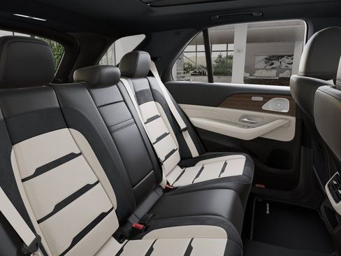 New 2026 Mercedes-Benz GLE 53 AMG 4MATIC image 40