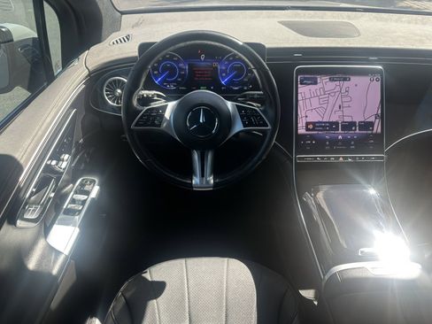 Used 2024 Mercedes-Benz EQE 350+ SUV image 16
