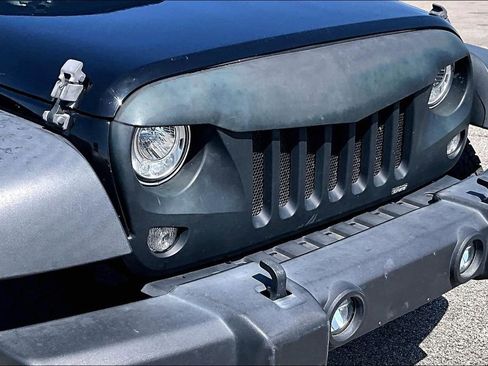 Used 2017 Jeep Wrangler Unlimited Sport w/ Quick Order Package 24S AWD/4WD image 29