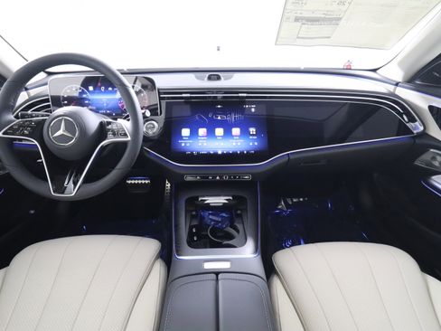 New 2026 Mercedes-Benz E 450 4MATIC All-Terrain Wagon image 11