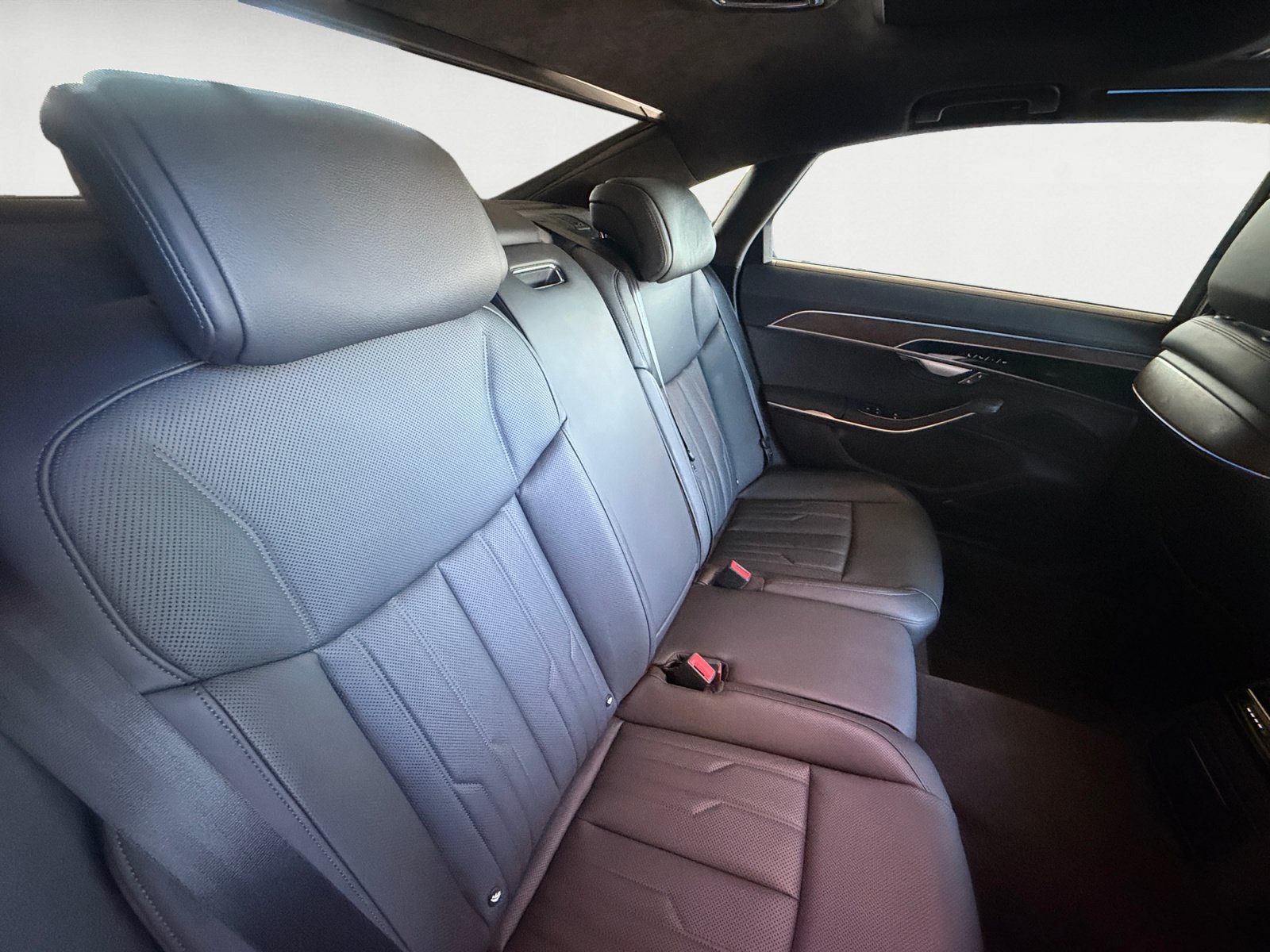 Used 2021 Audi A8 L 3.0T w/ Luxury Package AWD/4WD image 18