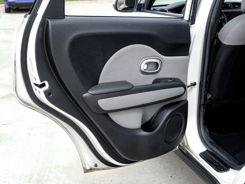 Used 2017 Kia Soul w/ Convenience Package FWD image 51