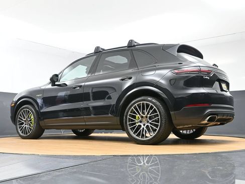 Used 2019 Porsche Cayenne E-Hybrid AWD/4WD image 57